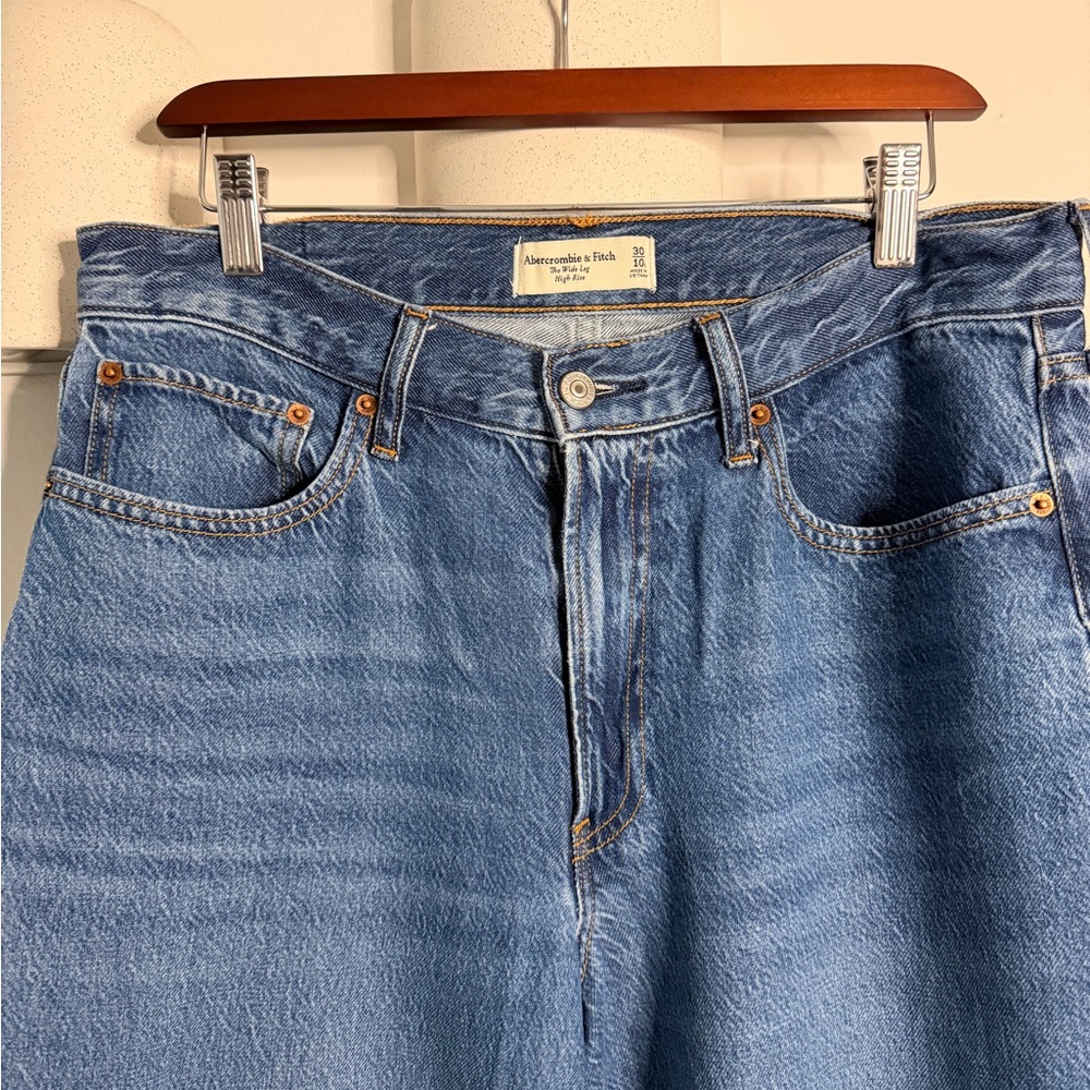 Abercrombie Wide Leg High Rise Jeans